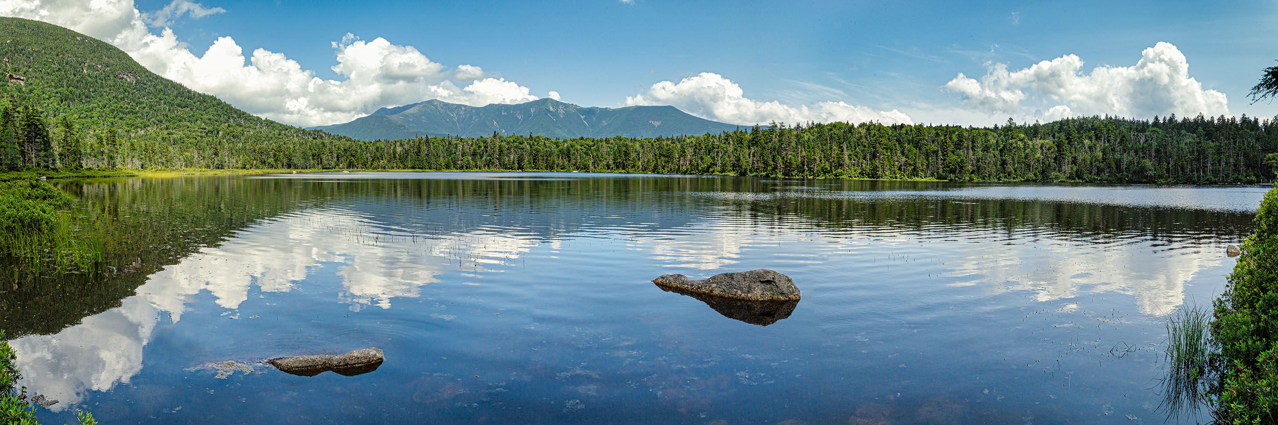 Lonesome Lake Summer Pano Lonesome Lake in summer and Franconia Ridge mountains.